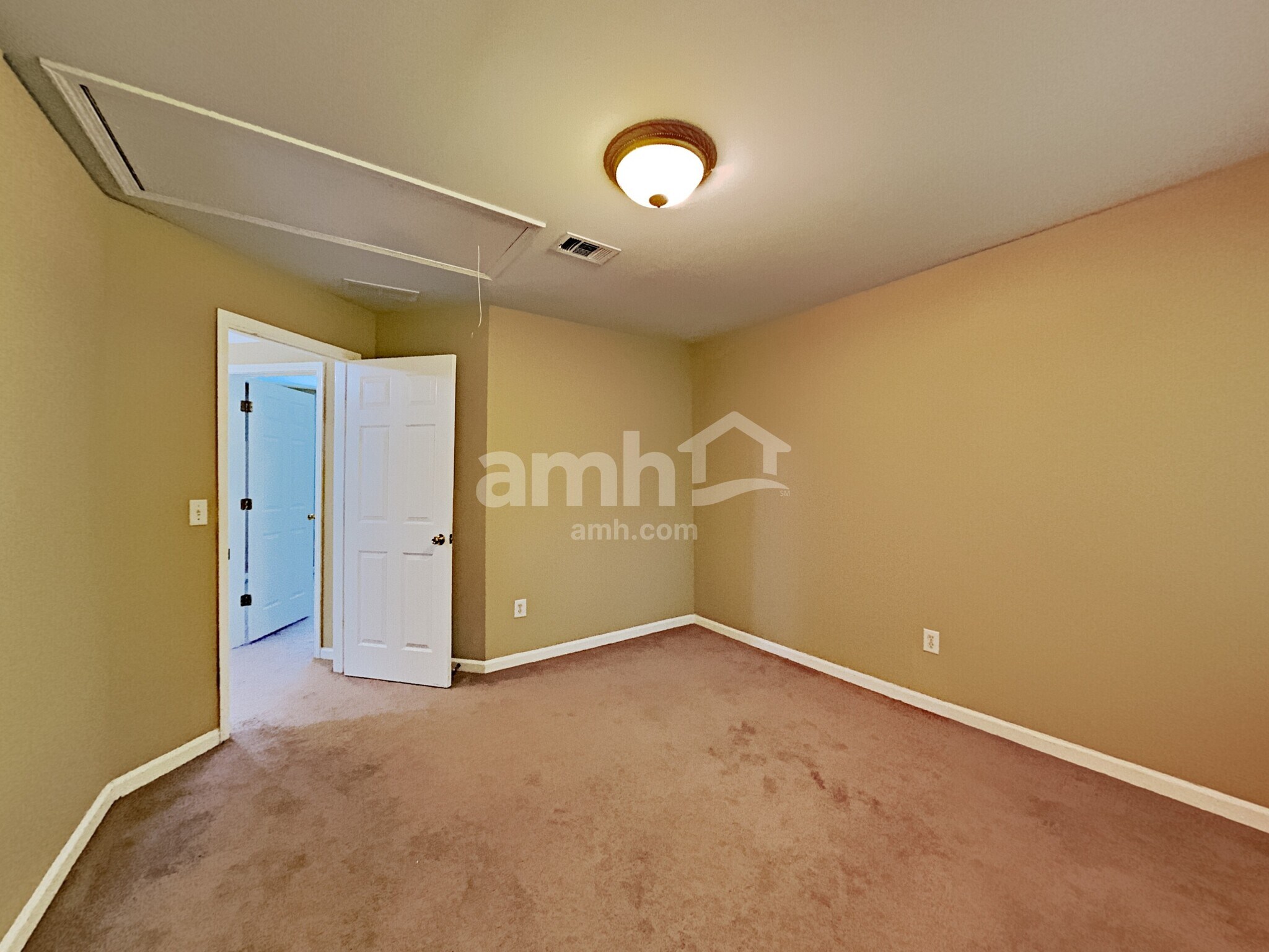 Building Photo - 1020 Allenbrook Ln