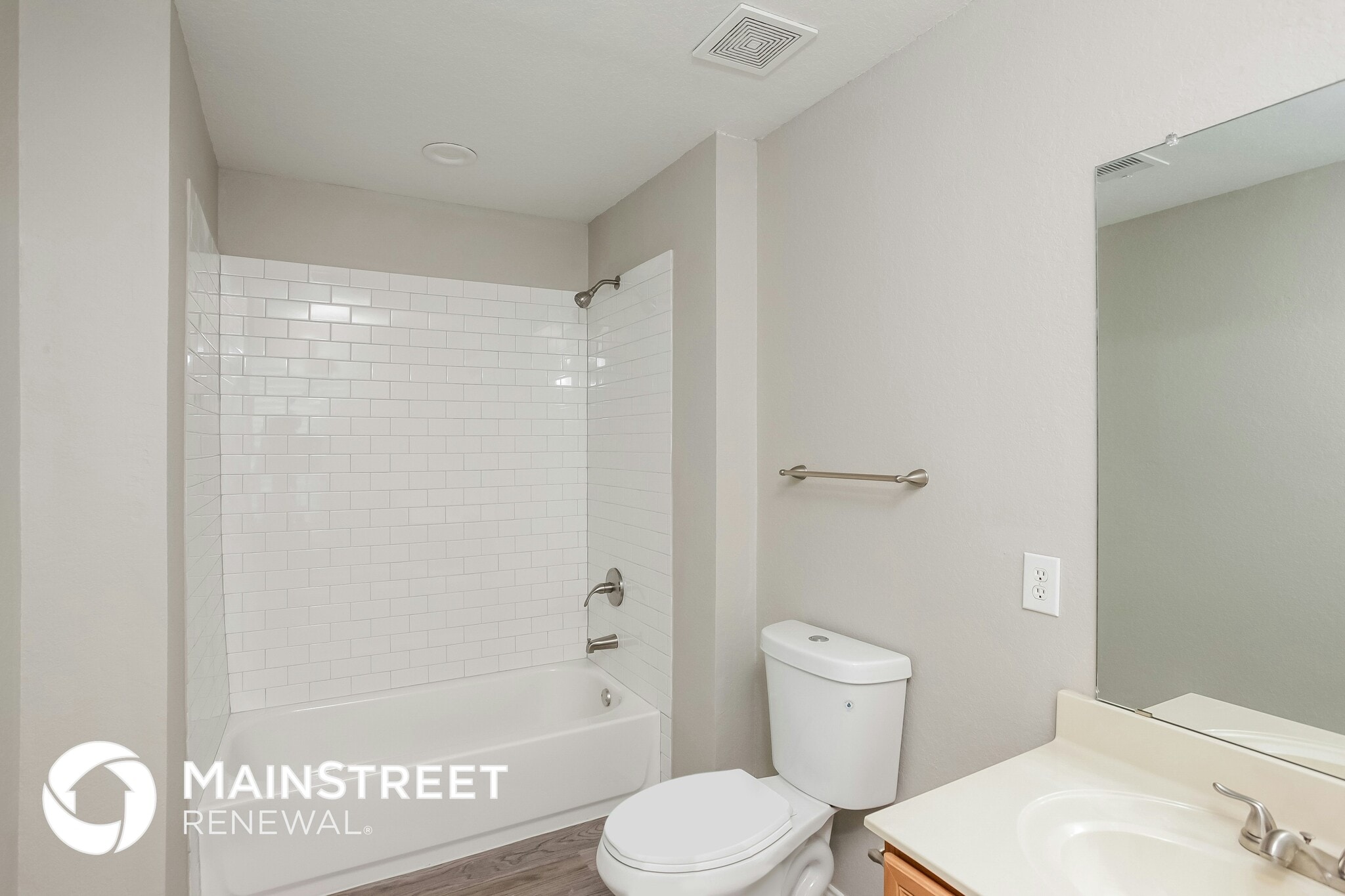 Building Photo - 121 Angus Way