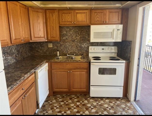 Building Photo - 14170 SW 84th St