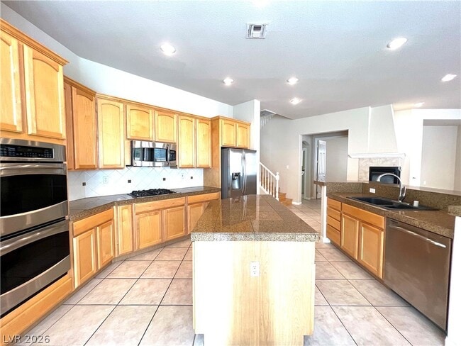 Building Photo - 2237 Timber Rose Dr