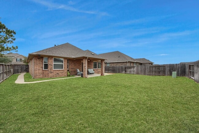 Building Photo - 8806 Chapada Highlands Dr