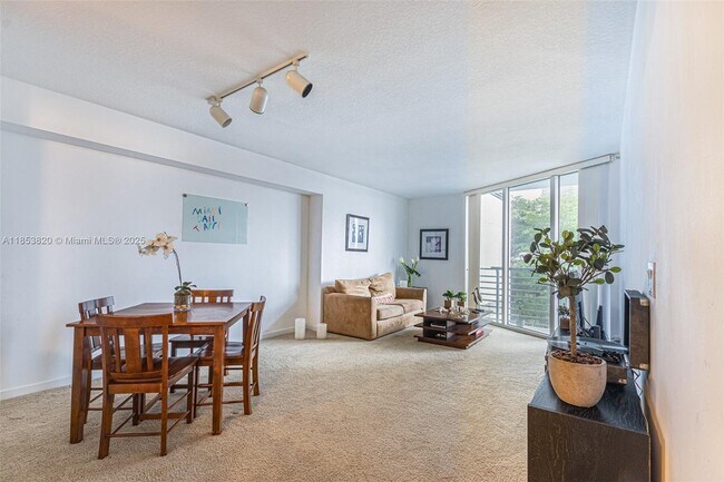 Building Photo - 335 S Biscayne Blvd