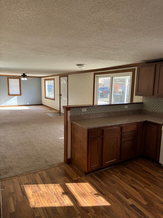 Open Concept 2 - 3900 W 11th St