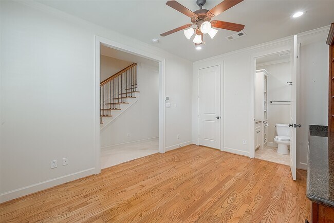 Building Photo - 1804 Haddon St