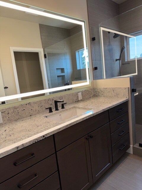 Building Photo - 1404 NW Kingston Ave