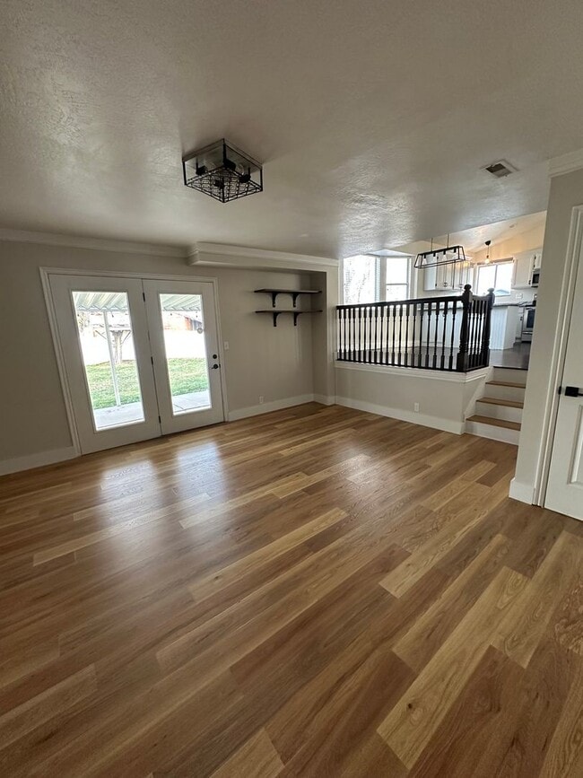 Building Photo - GET $500 OFF THE FIRST MONTHS RENT!!!