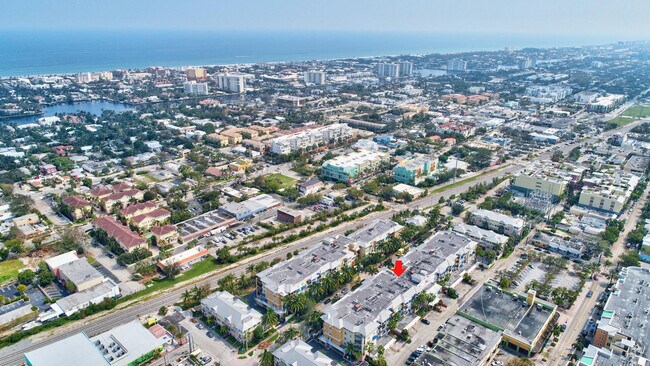 Building Photo - 250 NE 3rd Ave