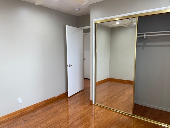 Building Photo - 5-Bedroom Carson 2-Story Home