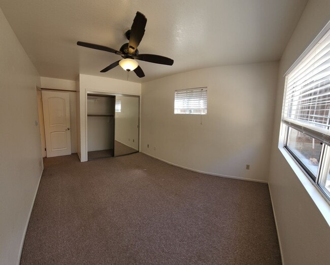 Building Photo - A Surfer's dream!! Short distance to the beach!!