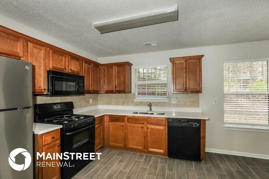 Building Photo - 630 Jake Trail