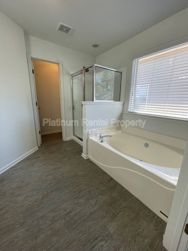 Building Photo - 3442 Old Towne Ln