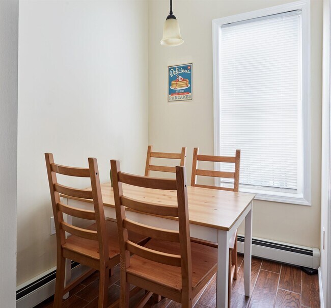 Building Photo - 67 Oakland Ave