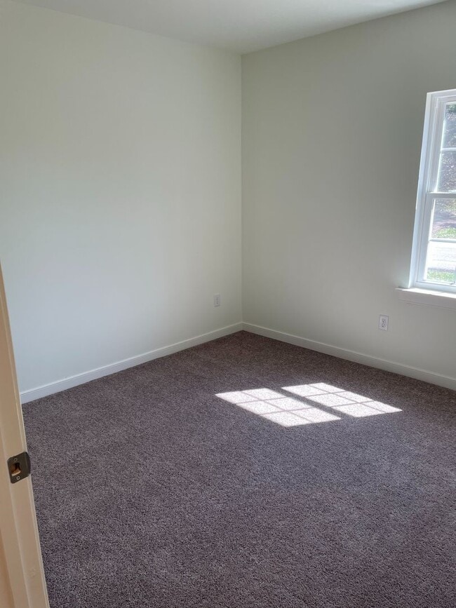 Building Photo - RENTAL IN POWHATAN!!!