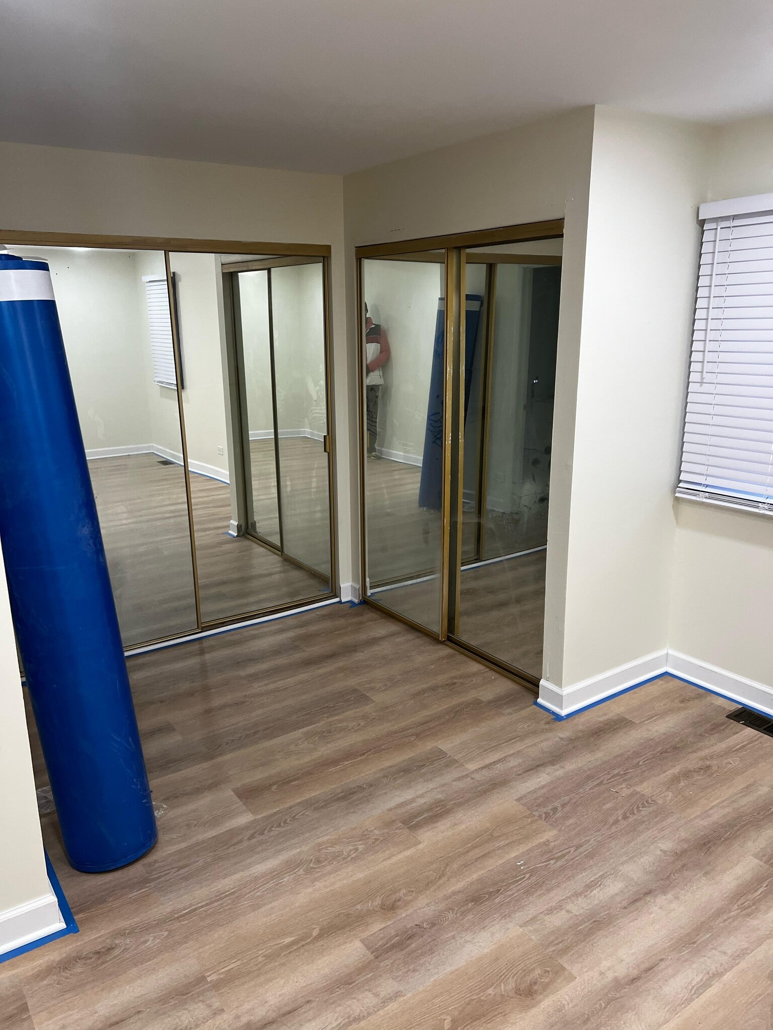 Building Photo - 20137 Woodale St