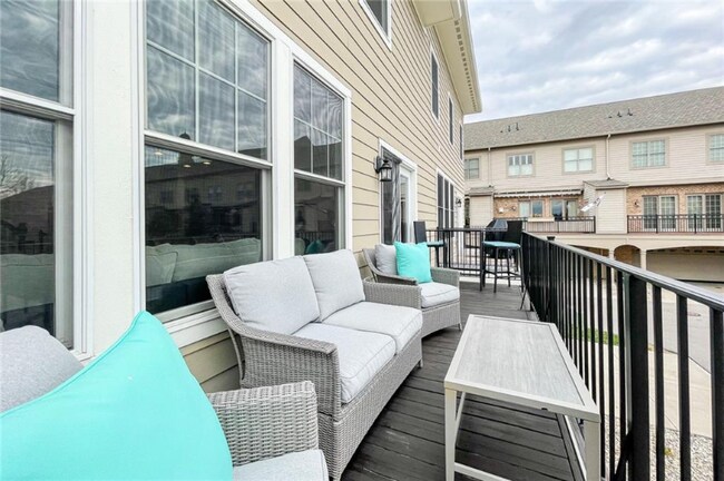 Building Photo - 12729 Vanderhorst St