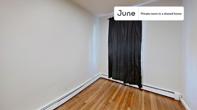 Building Photo - Room in Shared 4 bed/2 bath home