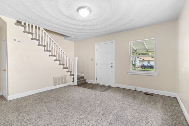 Building Photo - 3613 Braxton Ave