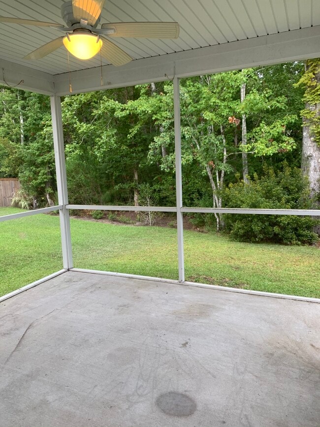Screened porch off of main living area - 1545 Oldenburg Dr