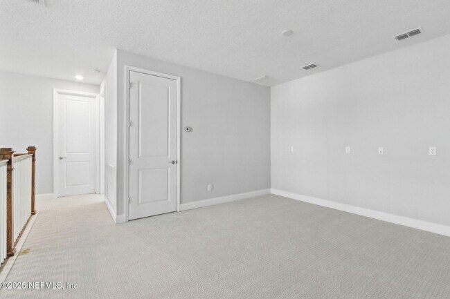 Building Photo - 84 Waterline Dr