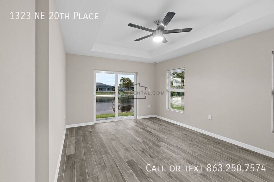 Building Photo - 1323 NE 20th Pl