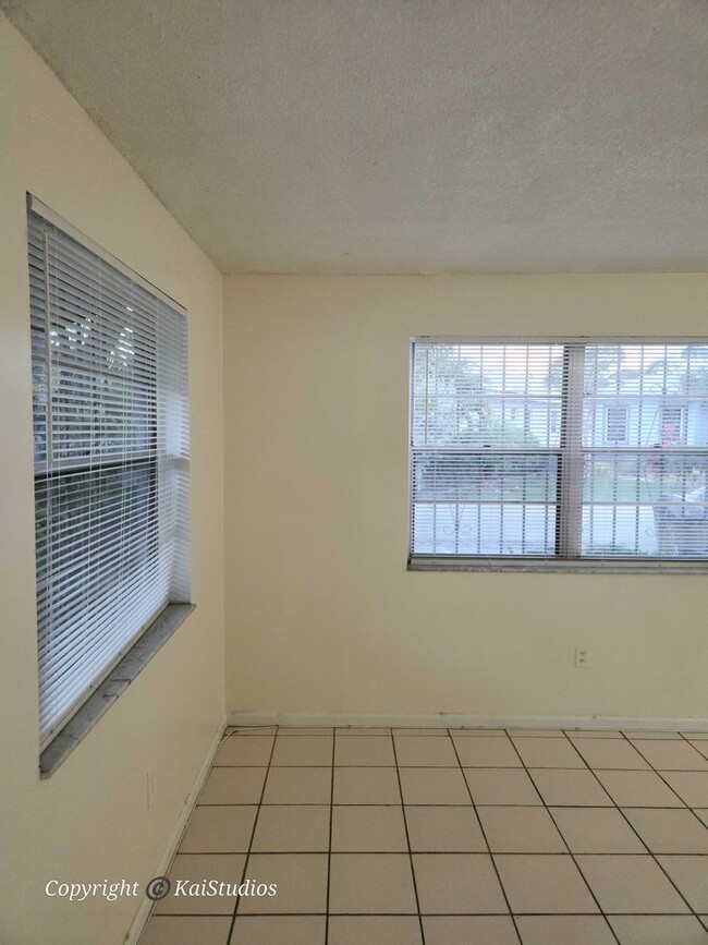 Building Photo - Charming 2-Bedroom Home in Fort Lauderdale...