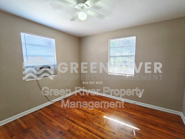 Building Photo - 11620 Charlie Rd