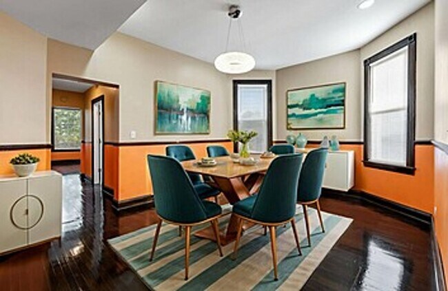 Building Photo - 1826 S Drave Ave