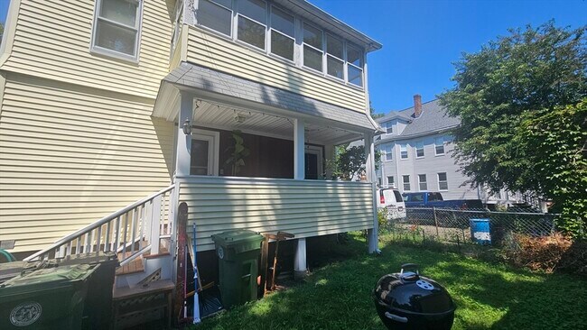 Building Photo - 50 Melendy Ave
