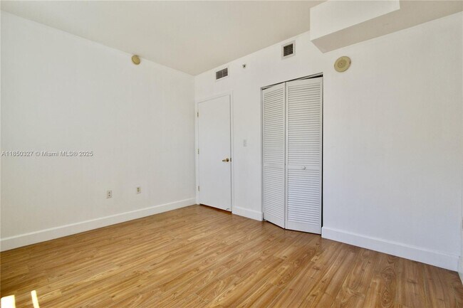 Building Photo - 4100 Salzedo St