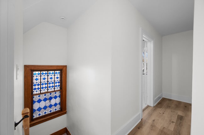 Building Photo - 1182 25th St