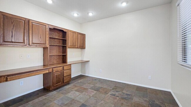 Building Photo - 13395 S 176th Ln