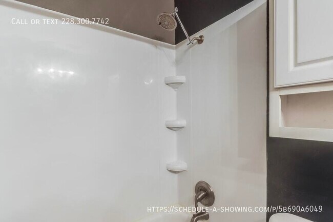 Building Photo - 9708 Forts Lake Rd