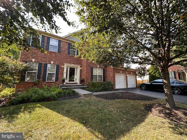 Building Photo - 113 Muffin Ct SE