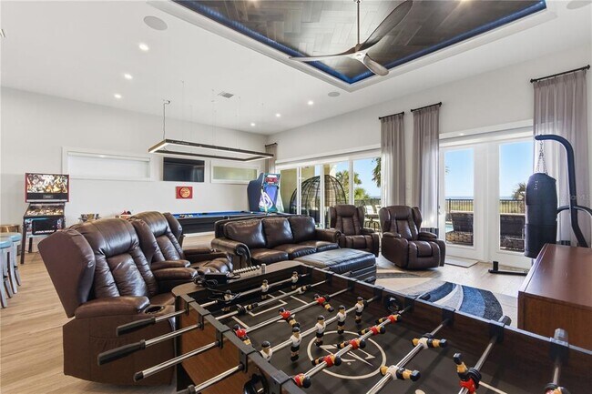 Building Photo - 340 Ocean Crest Dr