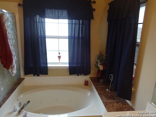 Building Photo - Spacious 4/3 in Cibolo Tx on a Culdesac