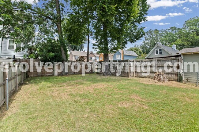 Building Photo - 2020 Vinton Ave