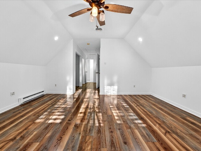 Building Photo - 3512 Castlebury Dr