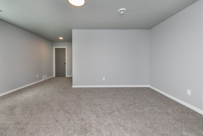 Building Photo - 4-bedroom, 3.5-bathroom West Fargo Single-Family Home w/ 3 Stall Garage