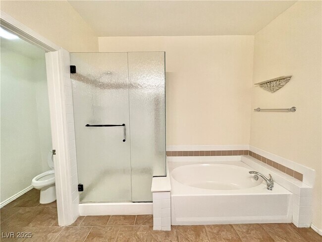Building Photo - 10820 Amber Ridge Dr