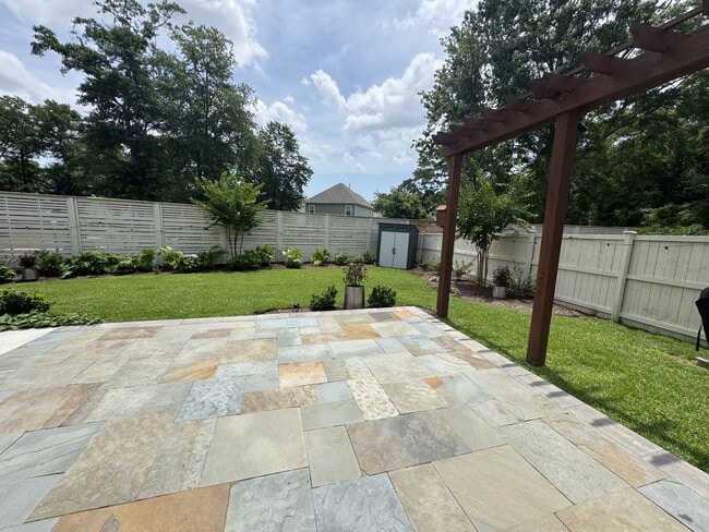 Building Photo - 1011 Sago Palm Ct