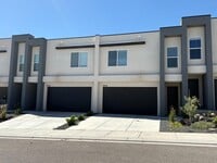 Building Photo - 1943 W 250 S