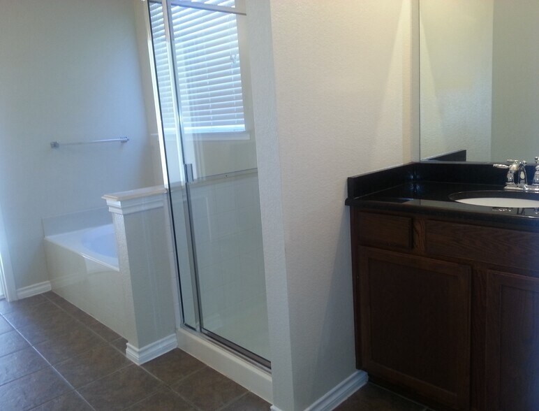 Building Photo - 1117 Caudle Ln