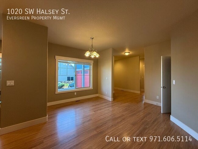 Building Photo - 1020 SW Halsey St
