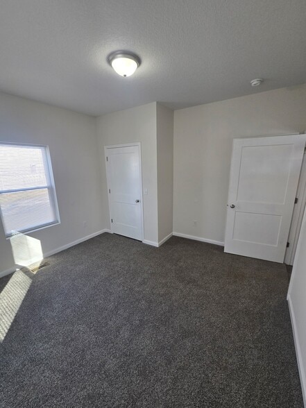 Building Photo - 418 Prospect Ave