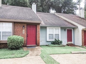 Building Photo - 104 S Whetherbine Way