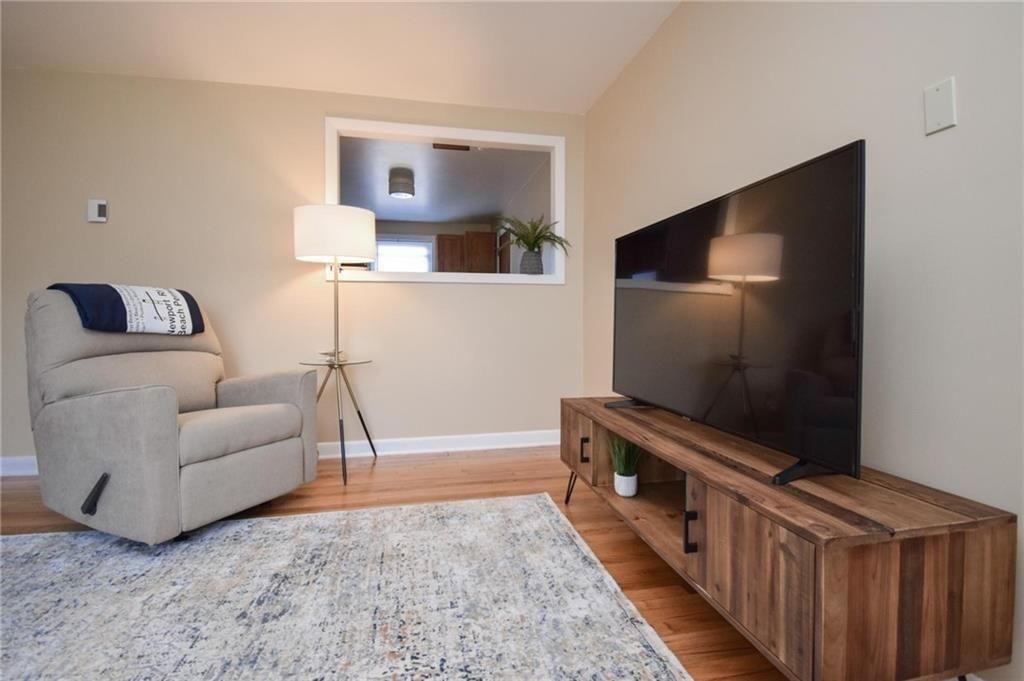 Building Photo - 70 Carroll Ave