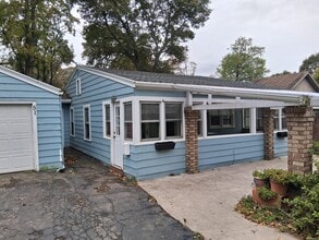 Building Photo - 51 McEwen Rd