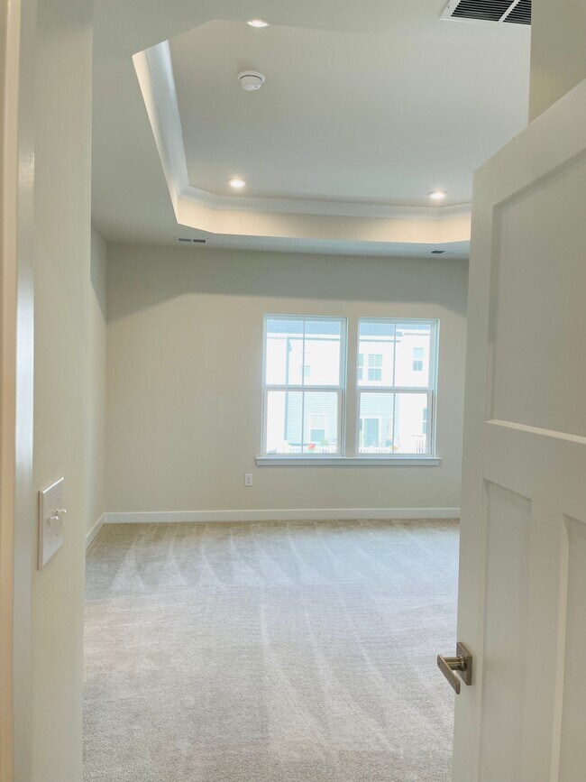 Building Photo - 507 Scarlet Maple Pl