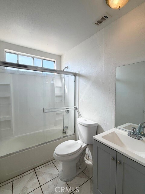 Building Photo - 6855 Farrier Ave
