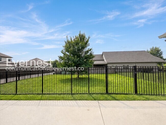 Building Photo - 146 John Duke Tyler Blvd
